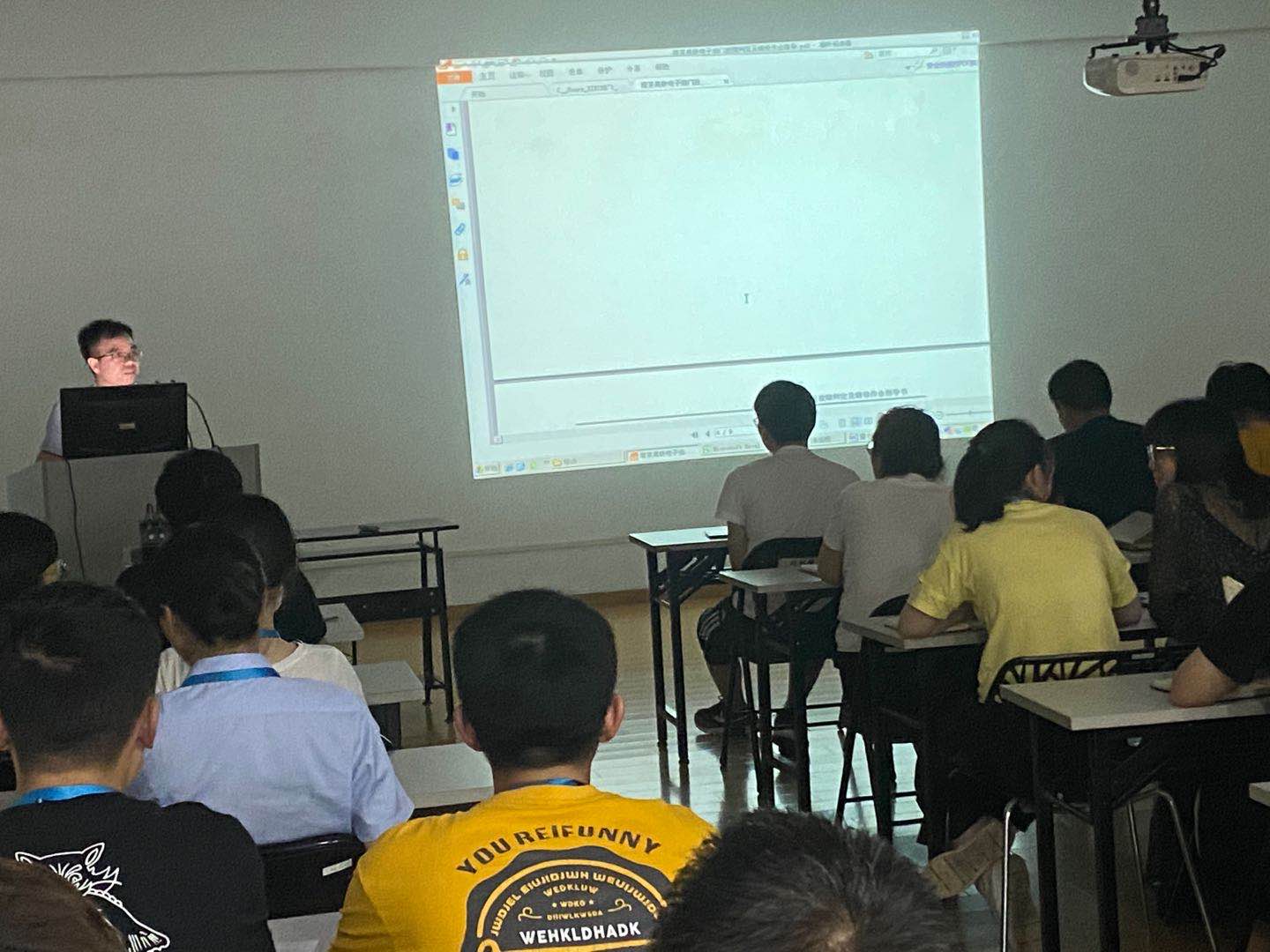 專題知識培訓(xùn)：電子油門系統(tǒng)、電氣原理培訓(xùn)